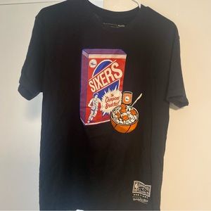 Mitchell and Ness Champions Breakfast 76ers Dr J tee